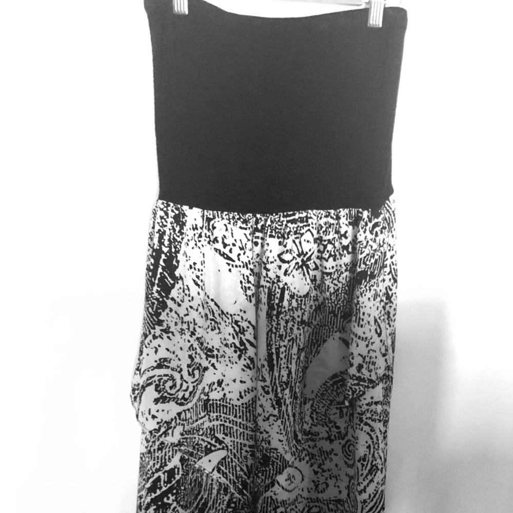 Aqua strapless black and white dress